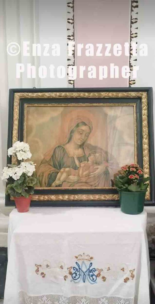 Cappella Madonna delle Grazie - Particolare Quadro "Madonna delle Grazie" - Valguarnera Caropepe (EN)